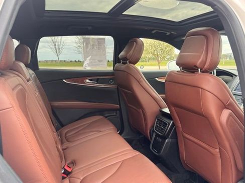 Used 2020 Lincoln Nautilus Reserve w/ Equipment Group 201A AWD/4WD image 29