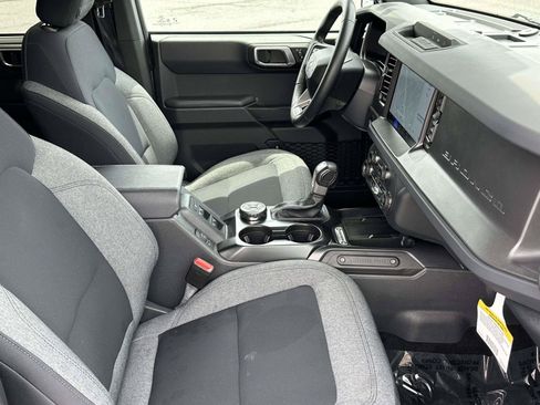 Used 2025 Ford Bronco Big Bend AWD/4WD image 9