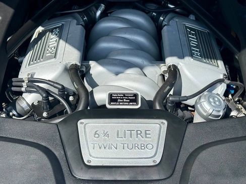 Used 2016 Bentley Mulsanne RWD image 6