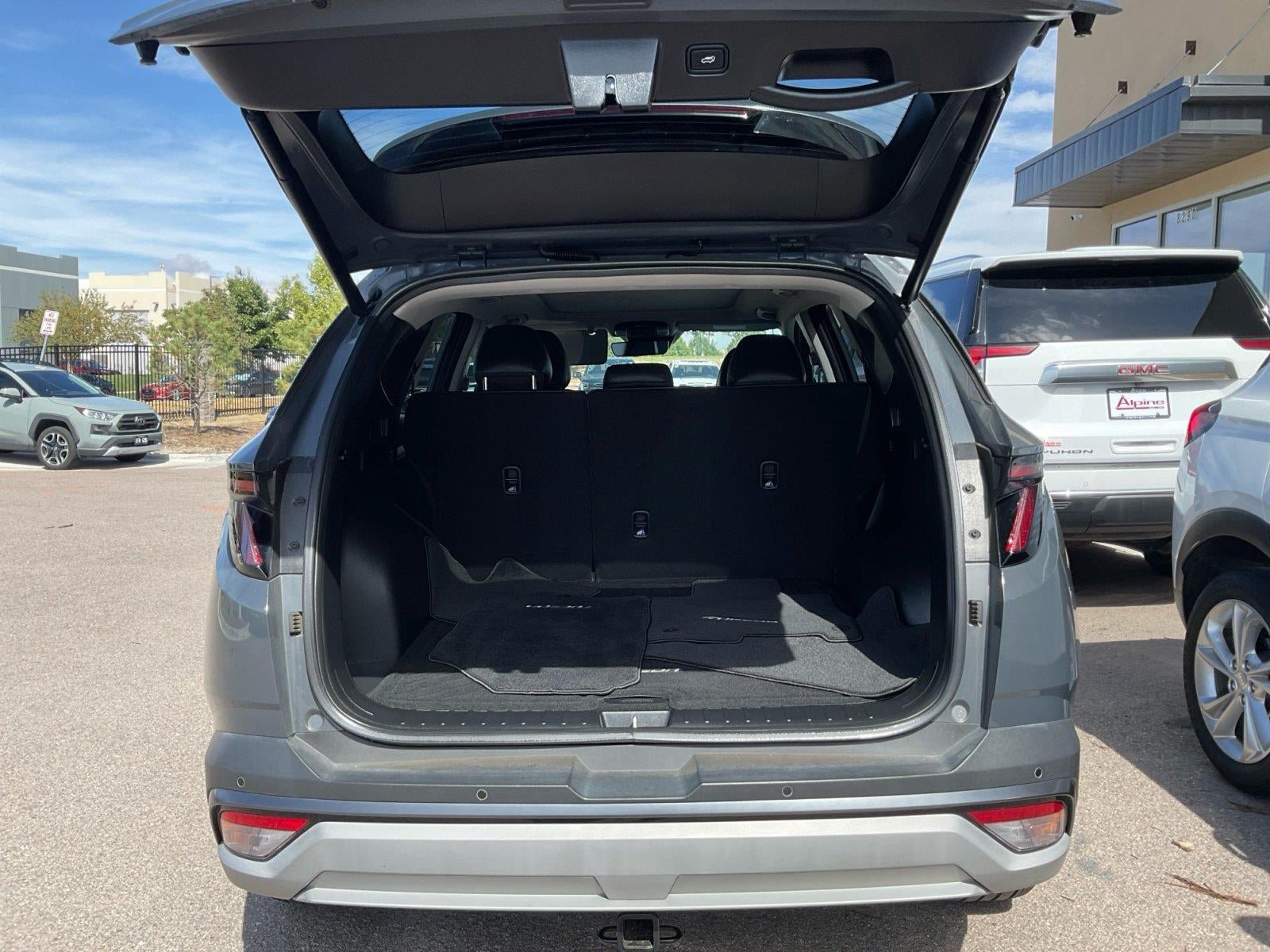 Used 2025 Hyundai Tucson Limited AWD/4WD image 20