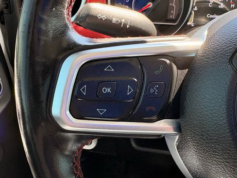 Used 2020 Jeep Gladiator Rubicon AWD/4WD image 18