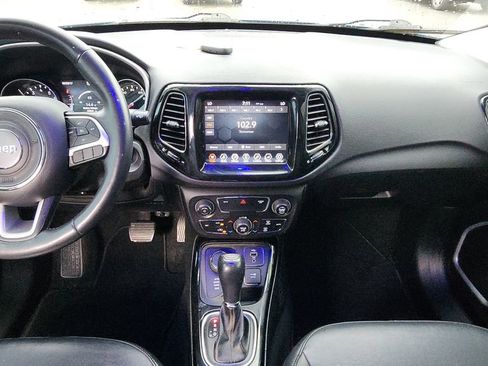 Used 2018 Jeep Compass Limited AWD/4WD image 12