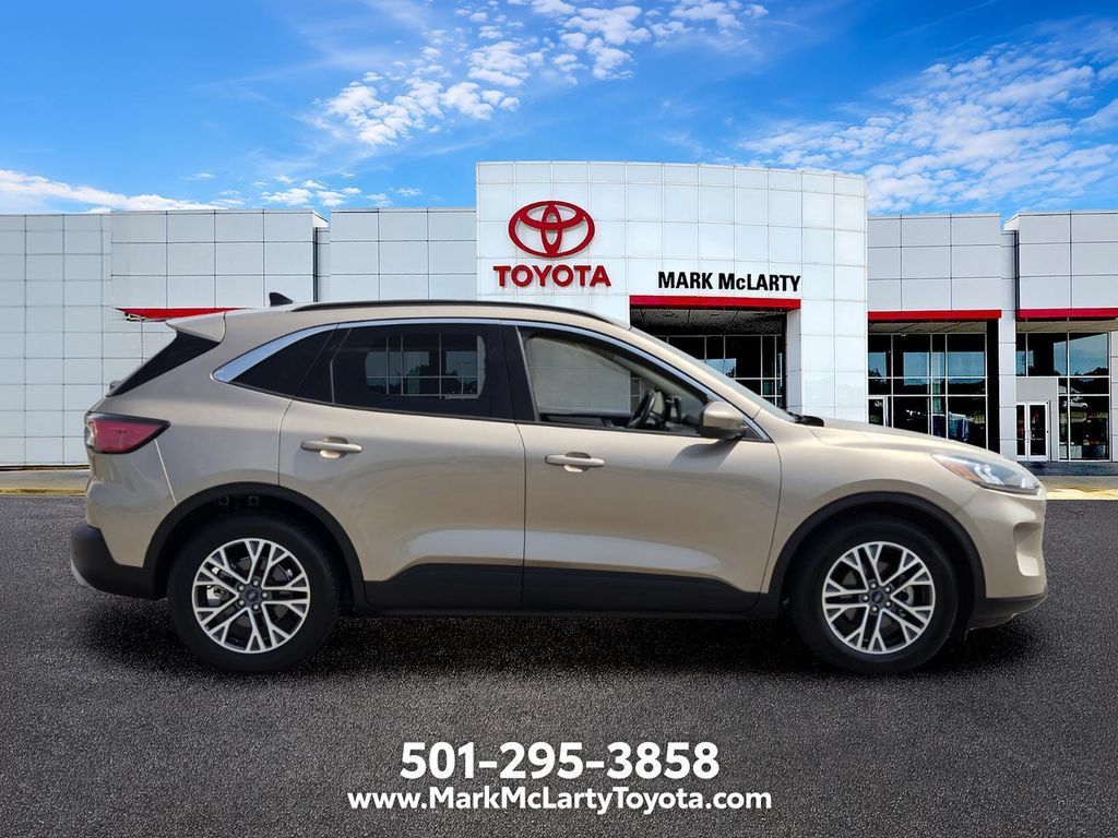 Used 2020 Ford Escape SEL FWD image 6
