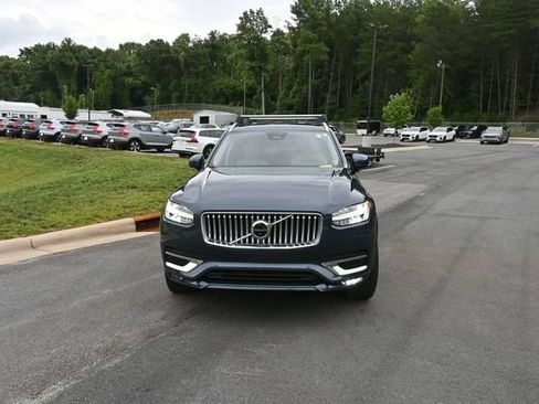 Used 2023 Volvo XC90 B6 Plus w/ Protection Package AWD/4WD image 3
