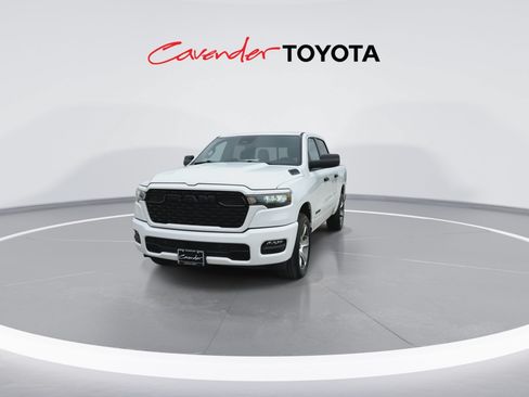 Used 2025 RAM 1500 Tradesman AWD/4WD image 3