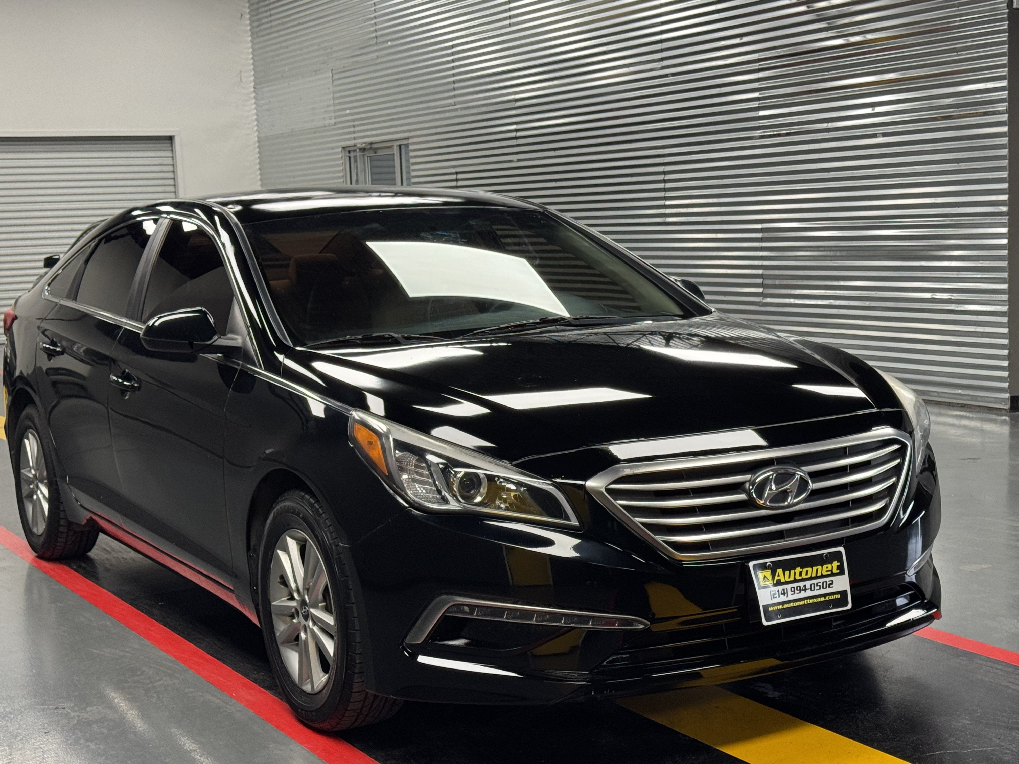 Used 2015 Hyundai Sonata SE w/ Option Group 09 FWD image 7