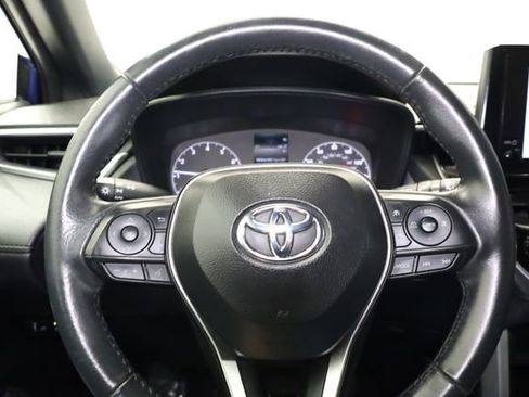 Used 2024 Toyota Corolla Cross SE image 16