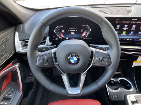 New 2025 BMW X1 xDrive28i w/ Technology Package image 13