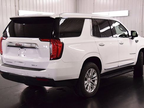 Used 2021 GMC Yukon SLT w/ SLT Premium Package image 7