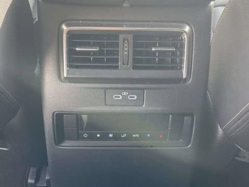 Used 2025 MAZDA CX-90 3.3 Turbo w/ Preferred Package AWD/4WD image 20