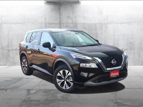 Certified 2023 Nissan Rogue SV image 2