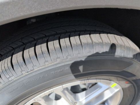 New 2026 Ford Explorer Active w/ Active Comfort Package image 19