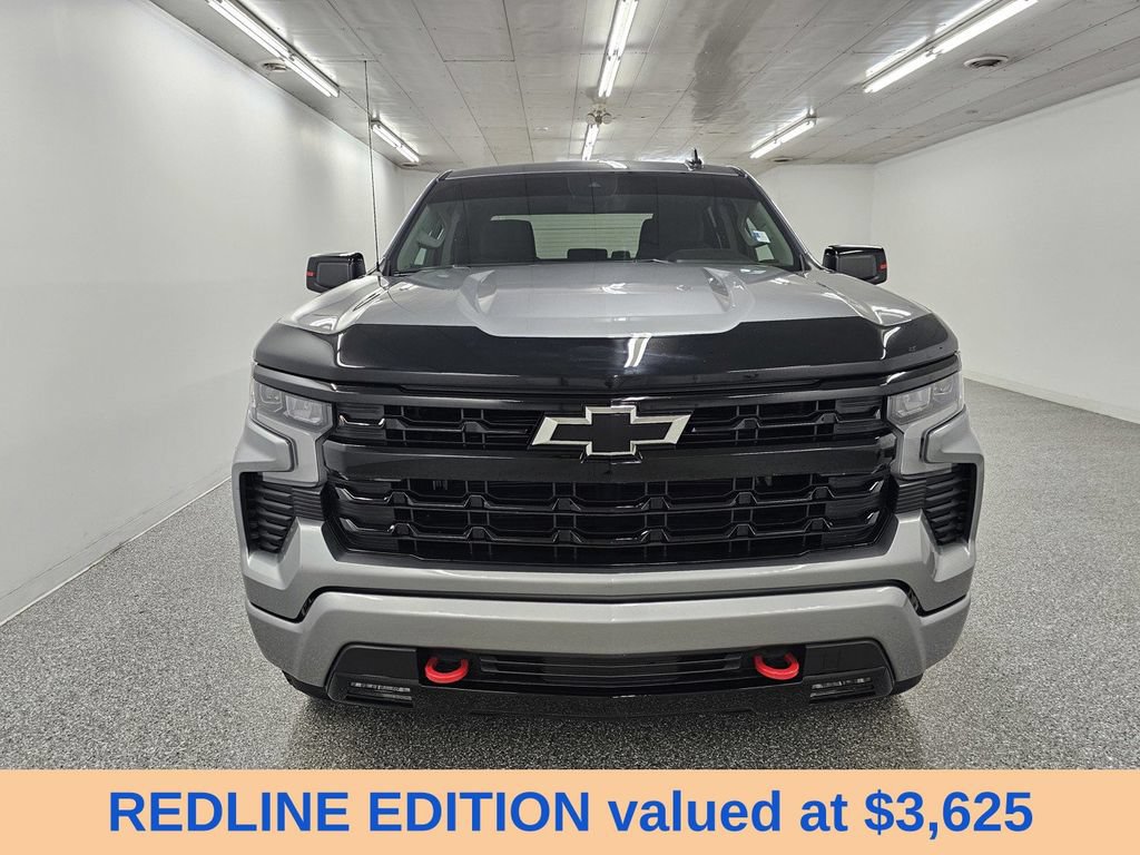 Used 2023 Chevrolet Silverado 1500 RST w/ Redline Edition AWD/4WD image 2