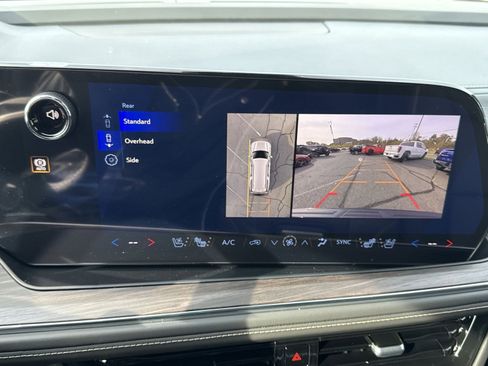 New 2026 Chevrolet Suburban Premier image 19