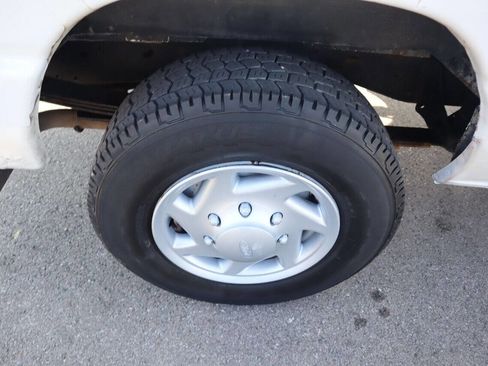 Used 2011 Ford E-250 and Econoline 250 w/ PWR Group image 18