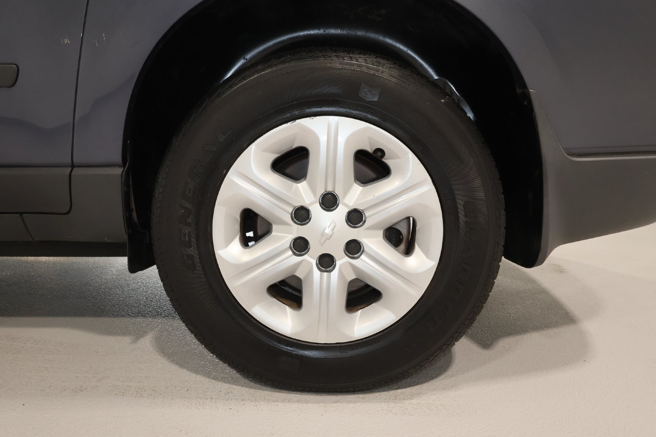 Used 2013 Chevrolet Traverse LS AWD/4WD image 21