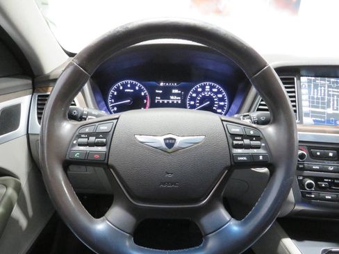 Used 2015 Hyundai Genesis 3.8 w/ Option Group 04 image 16