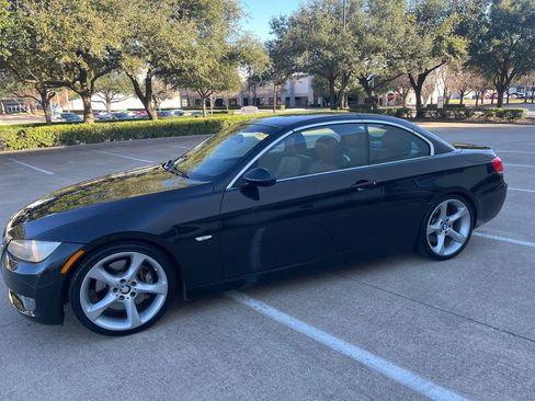 Used 2008 BMW 335i Convertible image 23
