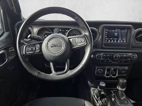 Used 2021 Jeep Wrangler Unlimited Sport AWD/4WD image 16