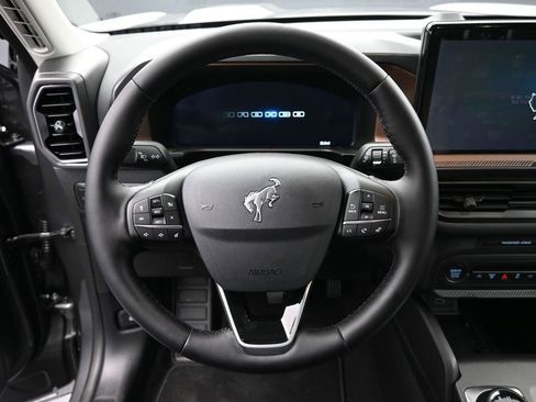 New 2025 Ford Bronco Sport Outer Banks image 16