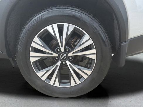 Certified 2023 Nissan Rogue SV AWD/4WD image 27