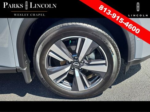 Used 2022 Nissan Rogue SL w/ SL Premium Package FWD image 32