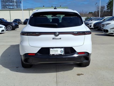 New 2026 Alfa Romeo Tonale Veloce w/ Quick Order Package 23H Volce image 8