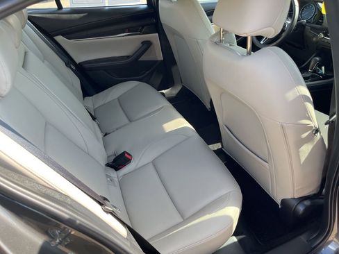 Used 2025 MAZDA MAZDA3 s FWD image 16