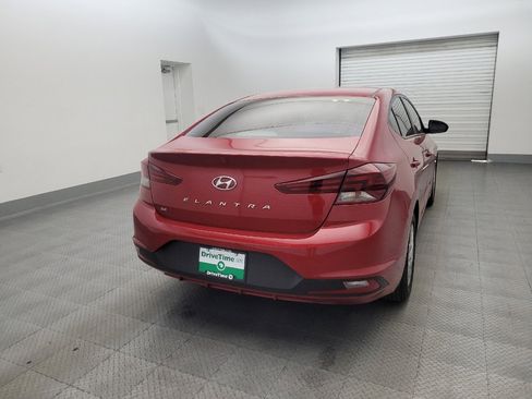 Used 2020 Hyundai Elantra SE w/ Cargo Package (C1) FWD image 7