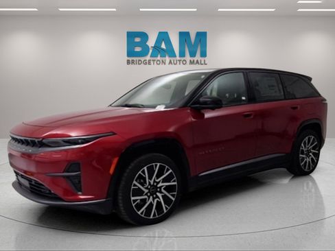 New 2025 Jeep Wagoneer Limited image 3