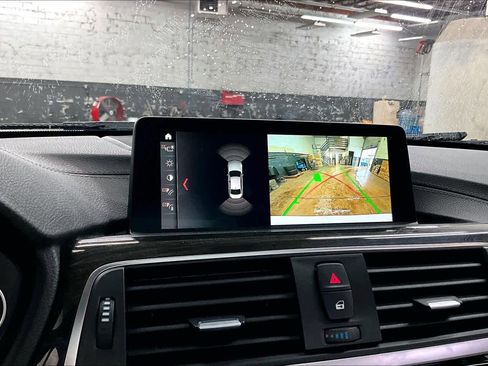 Used 2018 BMW 330i Sedan image 23