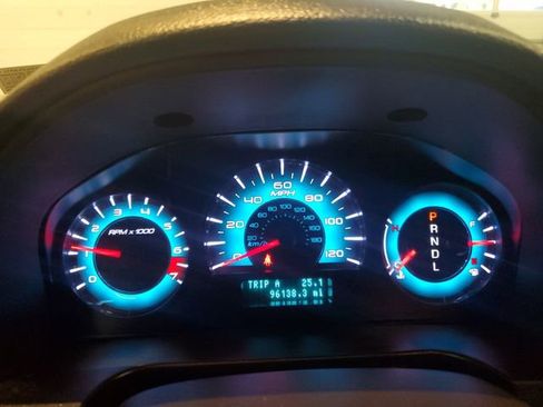 Used 2010 Ford Fusion SE FWD image 16
