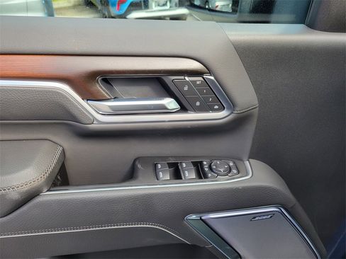 New 2026 GMC Sierra 2500 Denali w/ Denali Reserve Package image 8