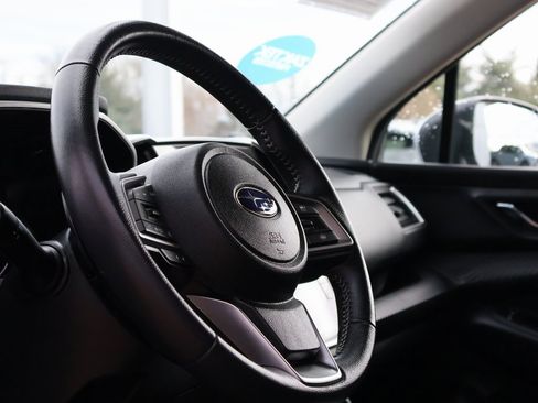 Used 2024 Subaru Ascent Premium w/ Convenience Package image 27