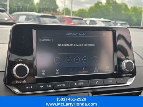 Used 2024 Nissan Altima 2.5 S FWD image 18