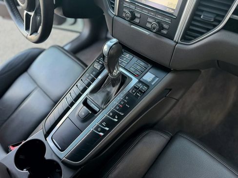 Used 2016 Porsche Macan S AWD/4WD image 29