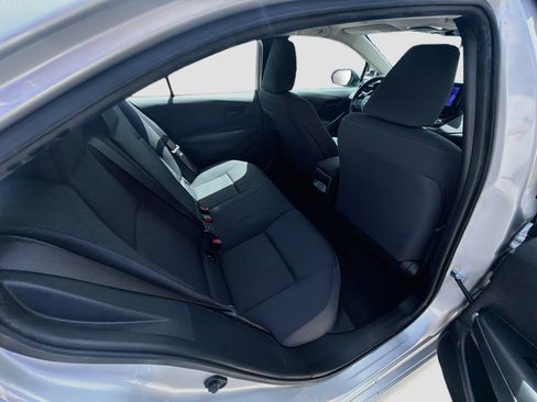 Used 2023 Toyota Corolla LE FWD image 27