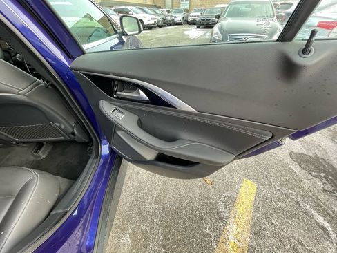 Used 2018 INFINITI QX30 Luxury w/ Cargo Package image 22