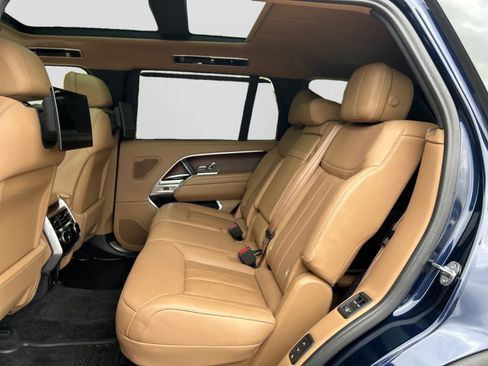 Used 2023 Land Rover Range Rover Long Wheelbase Autobiography AWD/4WD image 18