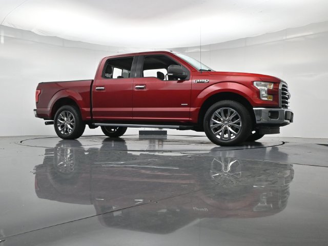 Used 2017 Ford F150 XLT w/ Equipment Group 302A Luxury RWD image 30
