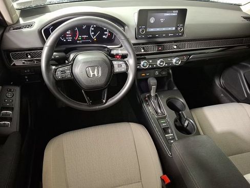Used 2024 Honda Civic EX image 2