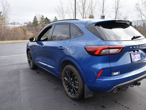 Used 2023 Ford Escape ST-Line Elite w/ Premium Technology Package AWD/4WD image 7