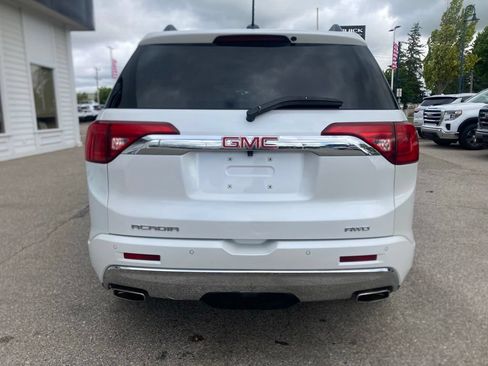 Certified 2019 GMC Acadia Denali w/ GMC Pro Grade Package AWD/4WD image 6