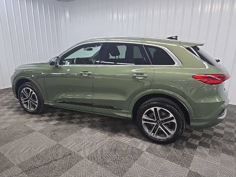 Used 2025 Audi Q5 Premium Plus w/ Premium Plus AWD/4WD image 4