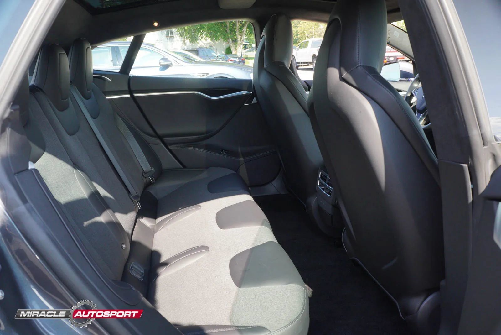 Used 2016 Tesla Model S 75D AWD/4WD image 32