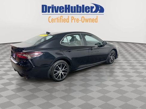 Used 2024 Toyota Camry SE image 6