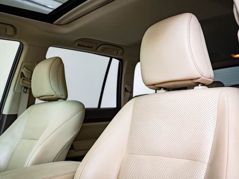 Used 2013 Lexus GX 460 Premium image 19