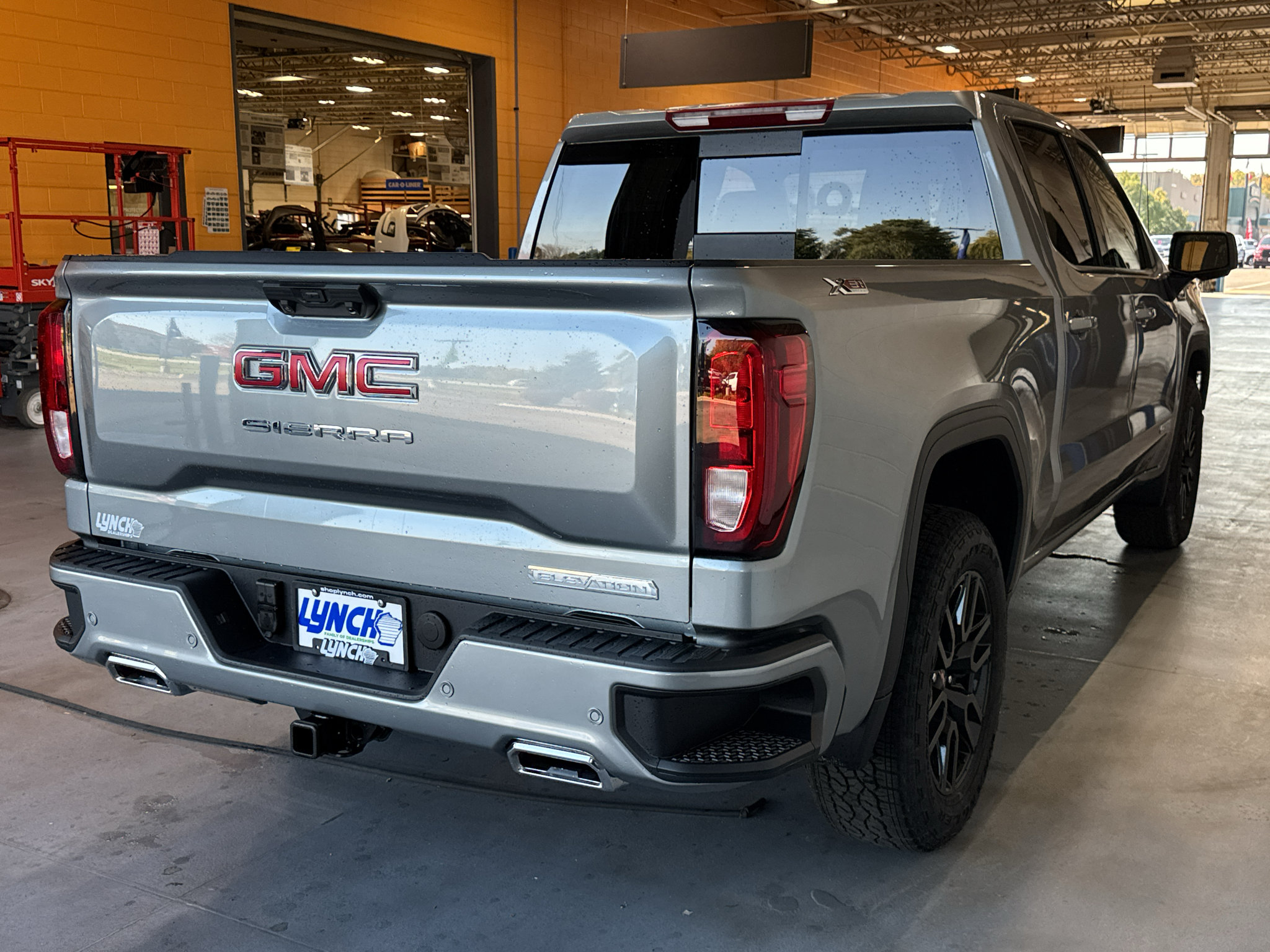 New 2026 GMC Sierra 1500 Elevation w/ Preferred Package AWD/4WD image 5