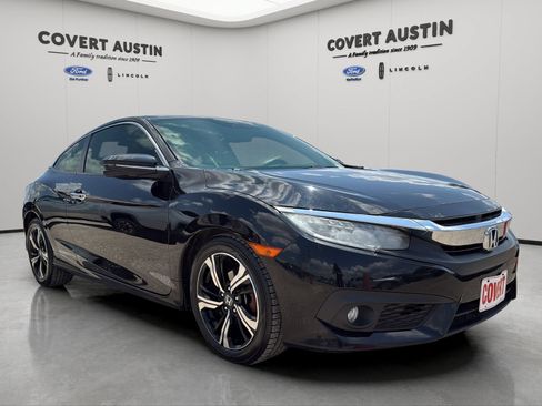 Used 2017 Honda Civic Touring image 7