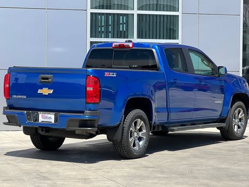 Used 2018 Chevrolet Colorado Z71 AWD/4WD image 4